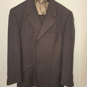 Three Piece Men's Suit Brown Small